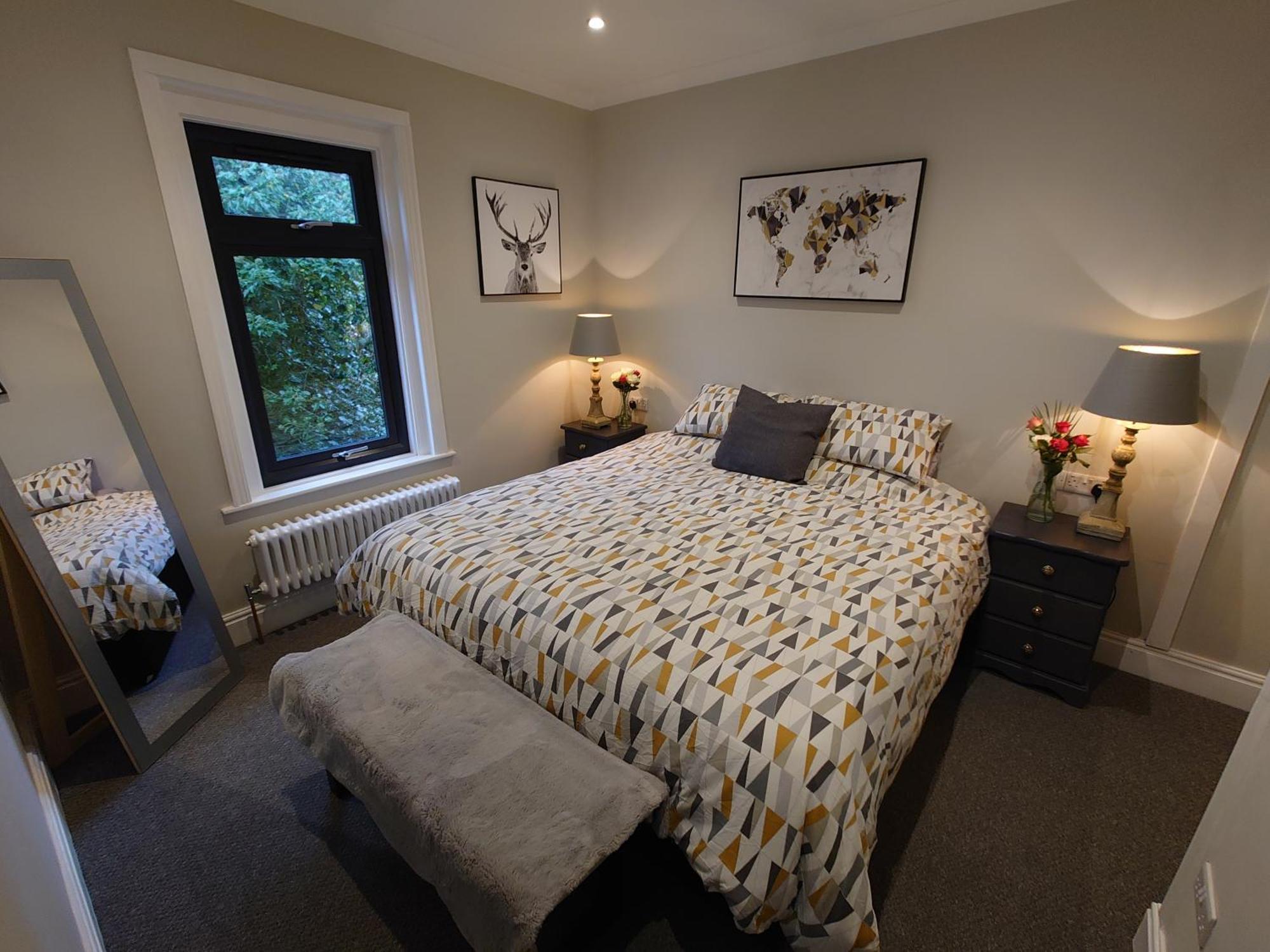 Newly Renovated 2-Bed Bungalow 巴斯 外观 照片